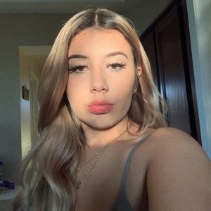 Meet your Posher, Destiny